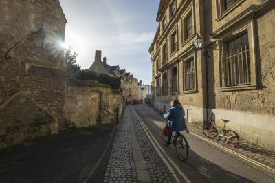 images of Oxford - Queen’s Lane