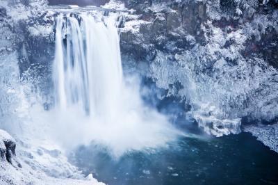 photo spots in Puget Sound - Snoqualmie Falls
