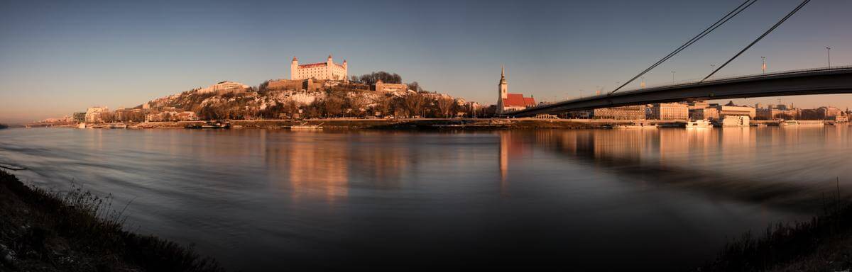 photography spots in Slovakia - Bratislava Castle - Danube View