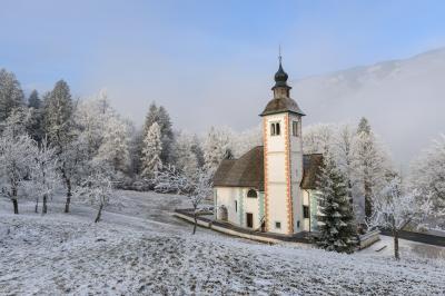 photo locations in Lakes Bled & Bohinj - Church of the Holy Spirit