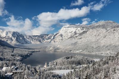 pictures of Lakes Bled & Bohinj - Peč viewpoint