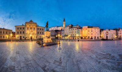 Slovenia instagram spots - Piran Tartini Square 
