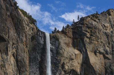 photos of Yosemite National Park - Bridalveil Fall