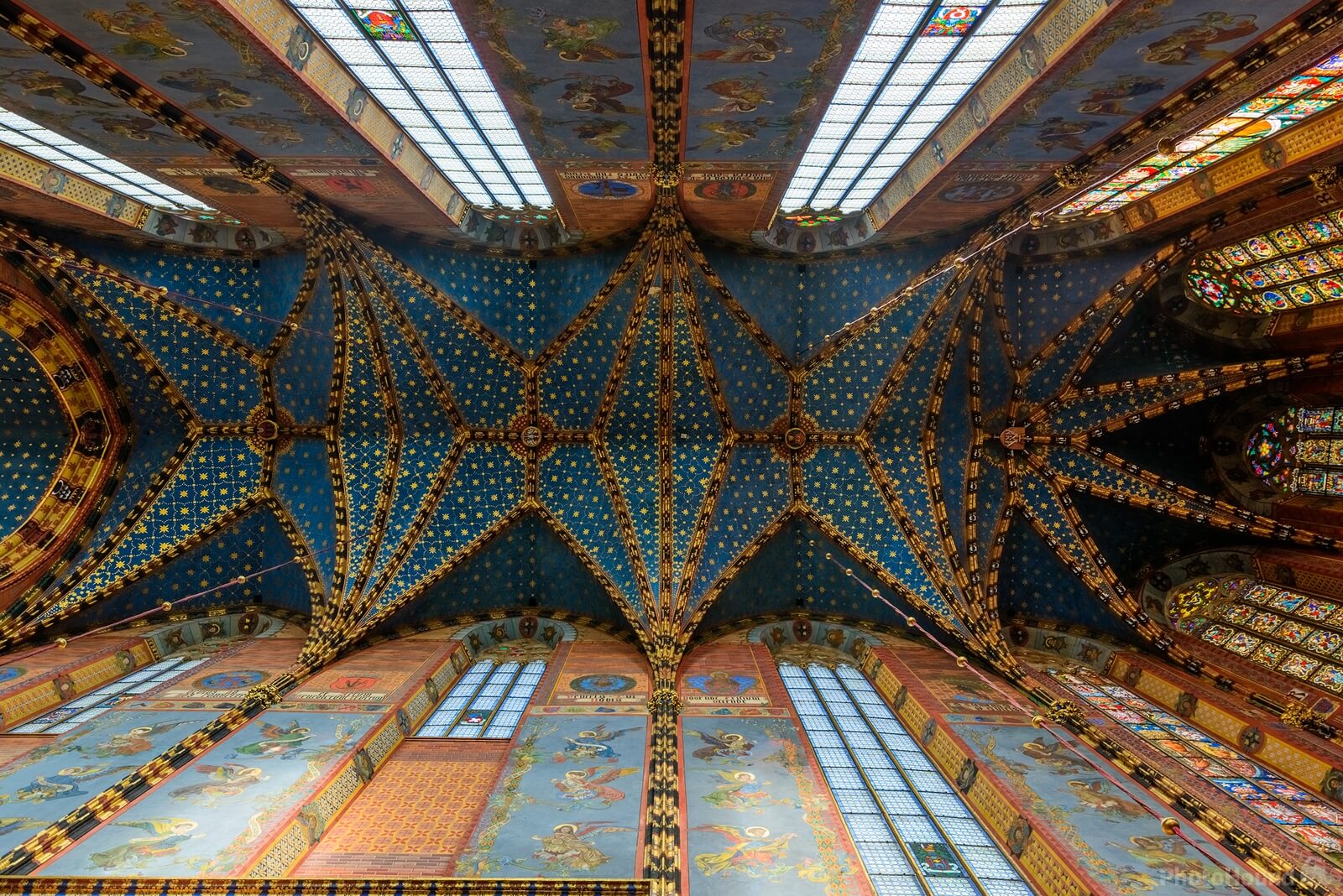Image of St. Mary\'s Basilica Interior by Luka Esenko