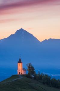 Slovenia photos - Jamnik Church