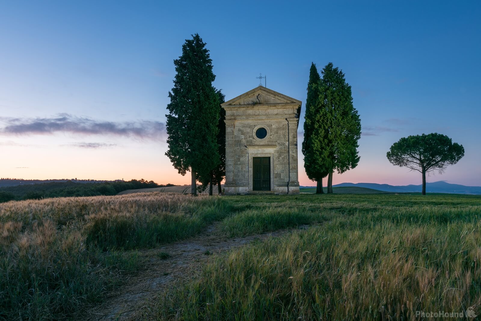 Image of Cappella Madonna di Vitaleta (Chapel ) by Luka Esenko