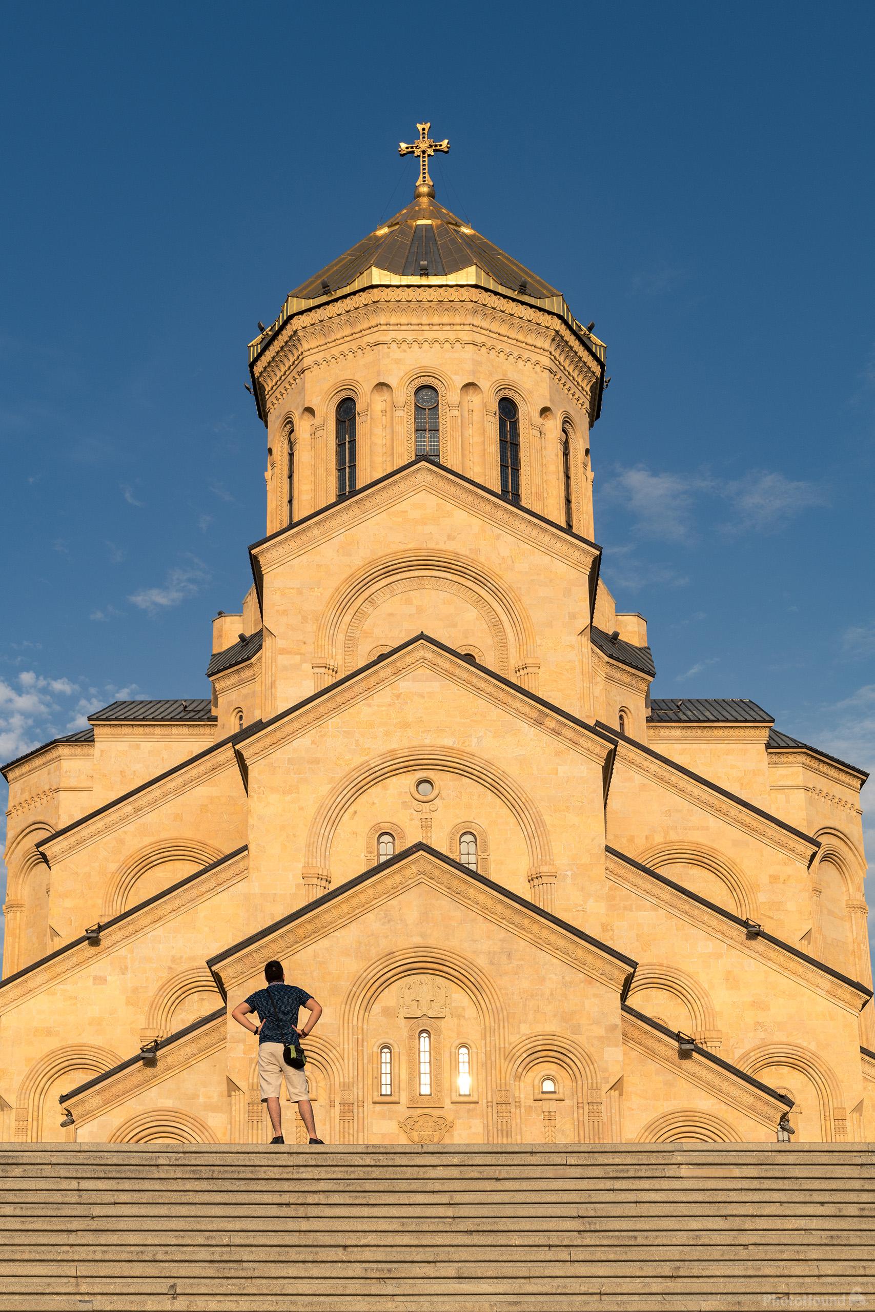 Image of Holy Trinity Cathedral of Tbilisi by Luka Esenko