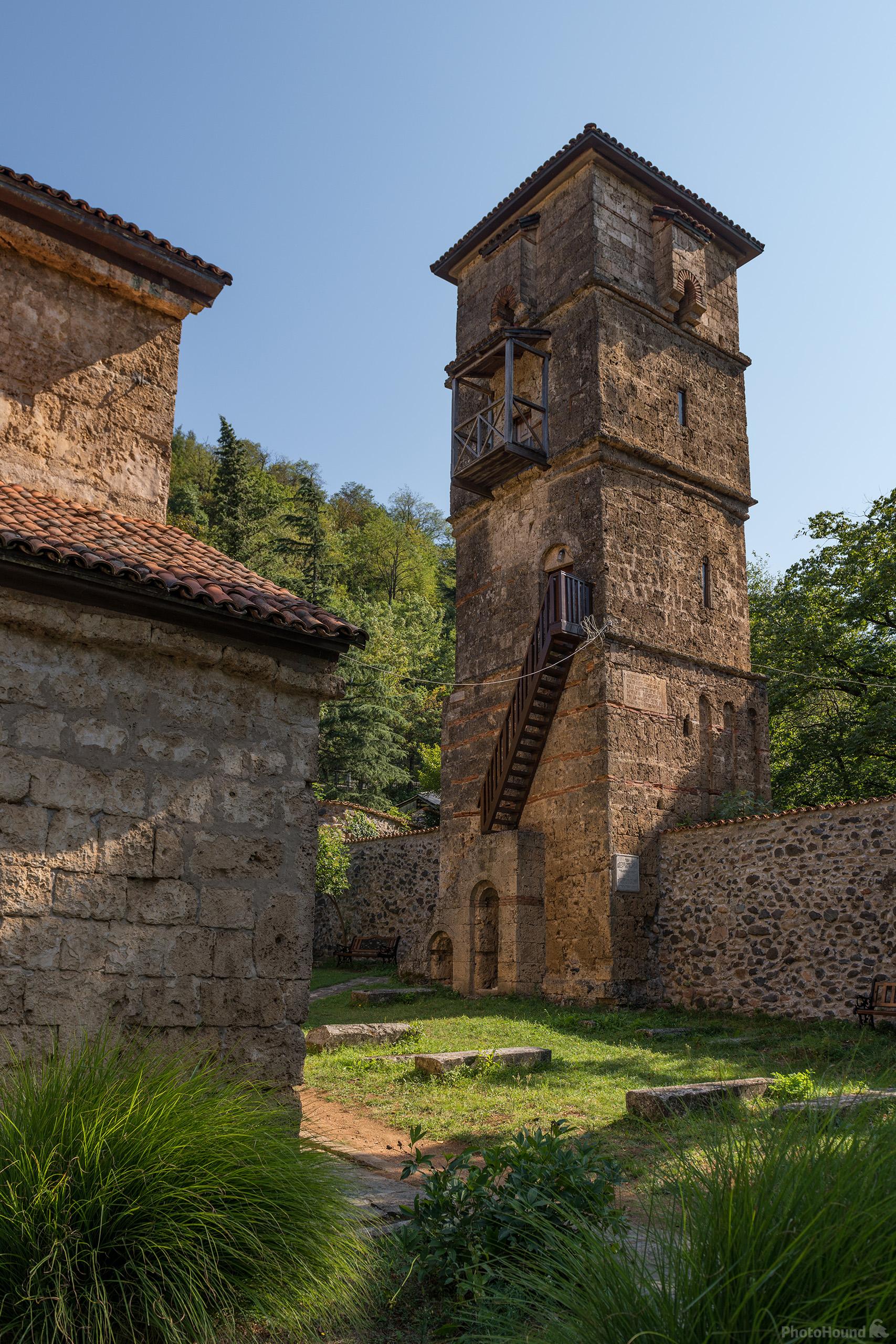 Image of Ubisa Monastery by Luka Esenko