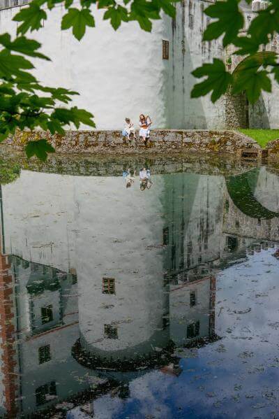 Slovenia photos - Snežnik Castle