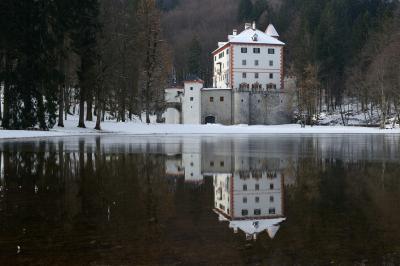 photos of Slovenia - Snežnik Castle