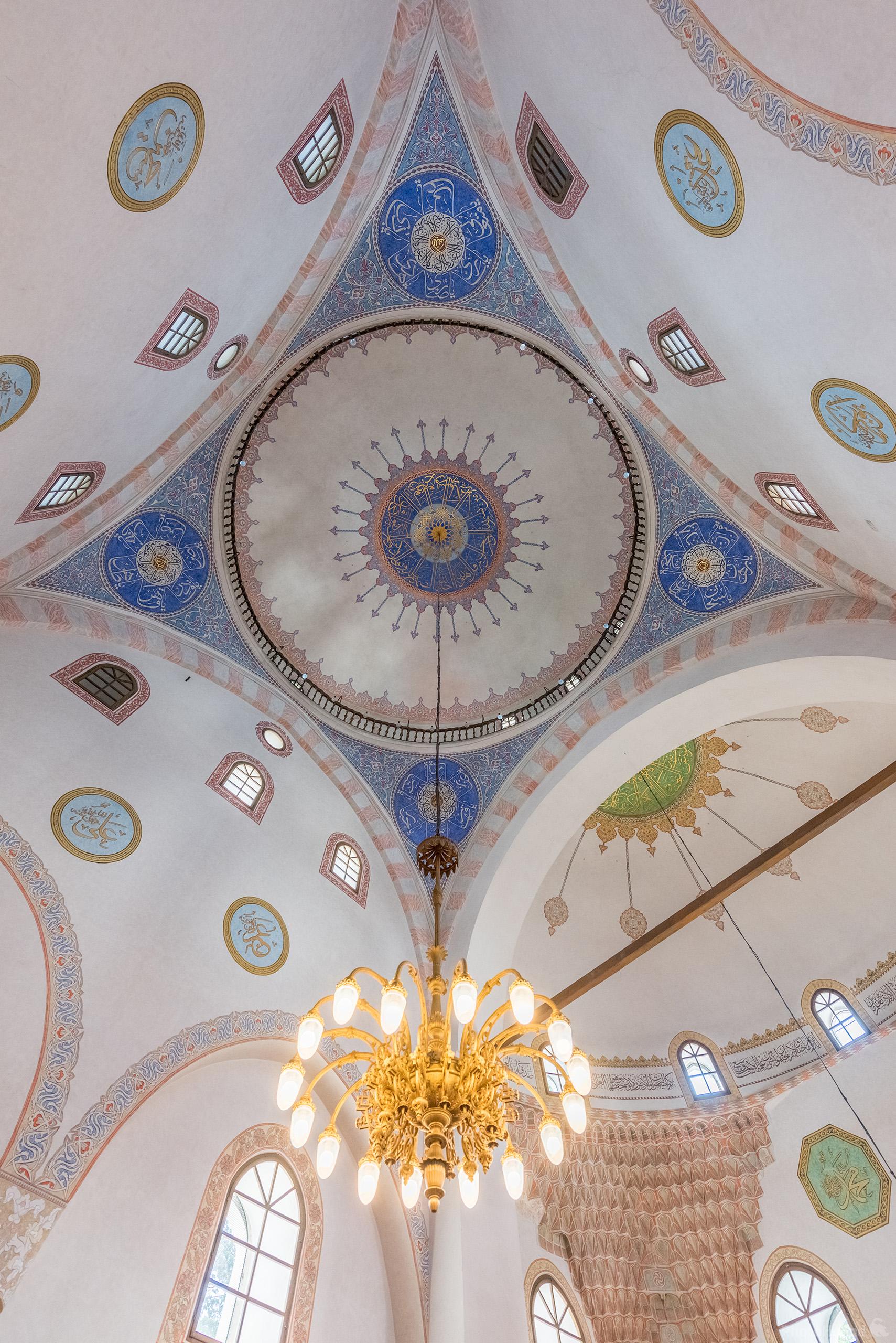 Image of Gazi Husrev-beg Mosque Interior (Begova đamija) by Luka Esenko