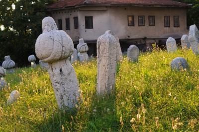 photos of Sarajevo - Kovači Old Tombstones