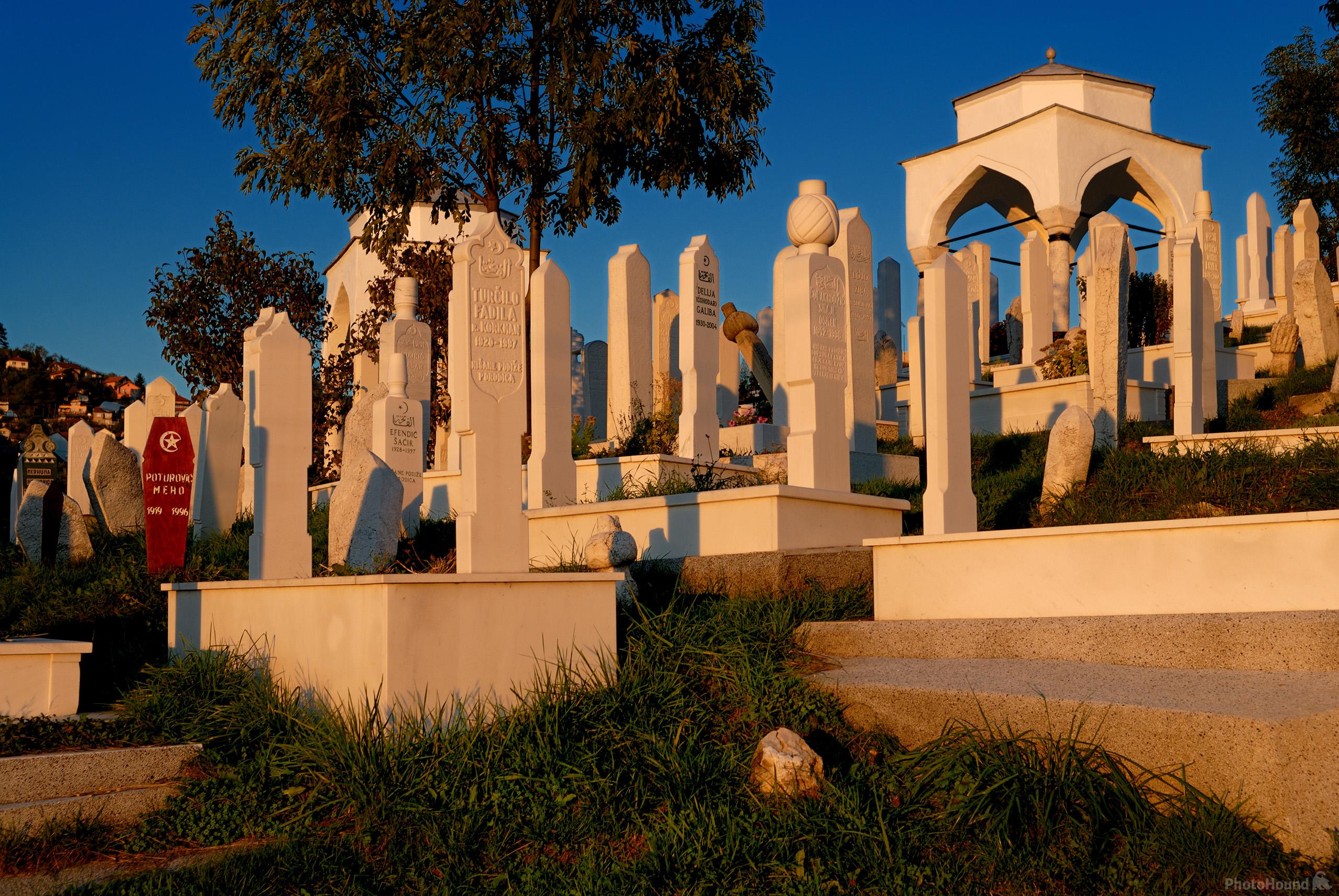 Image of Alifakovac Cemetery by Luka Esenko