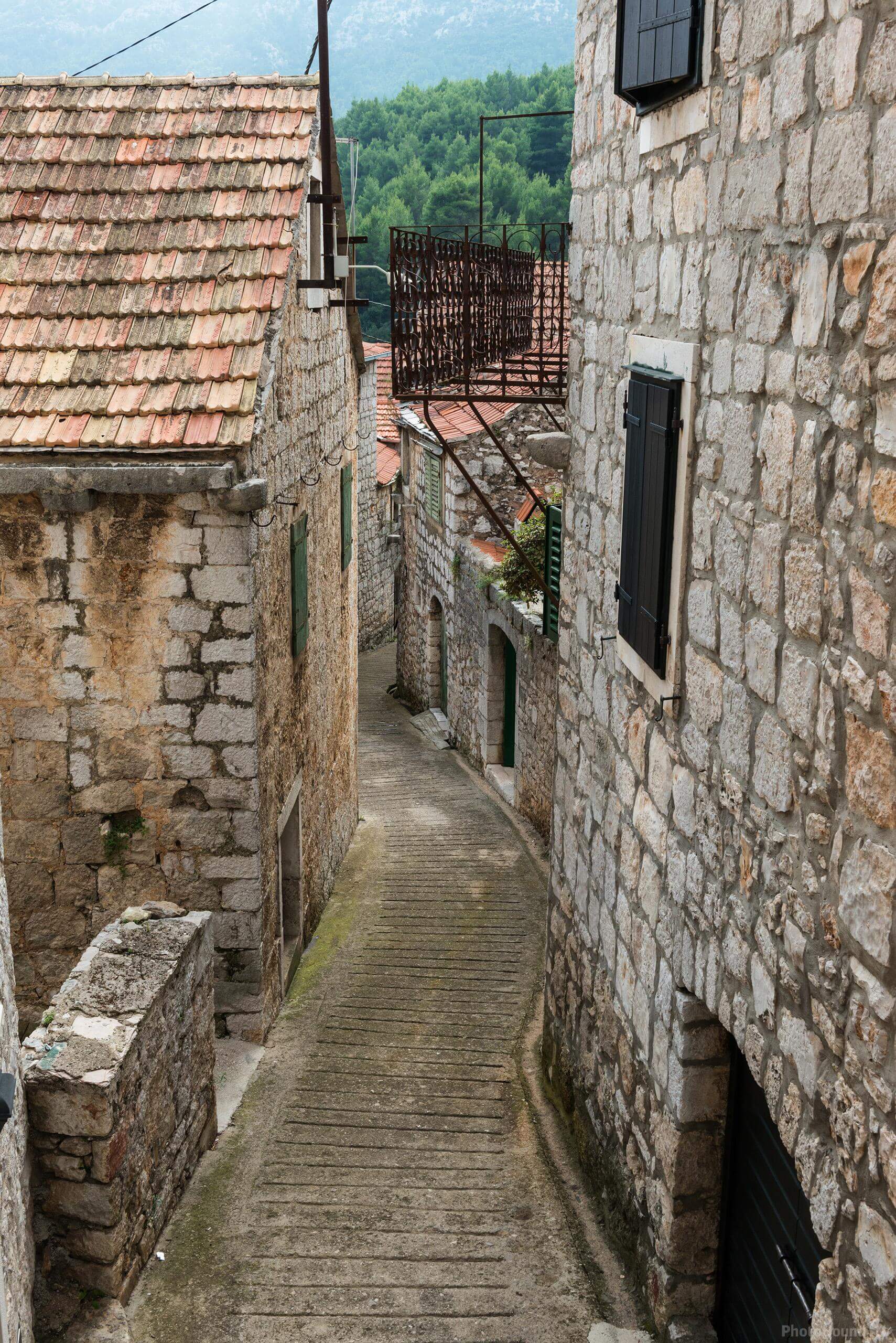 Image of Stari Grad Streets by Luka Esenko