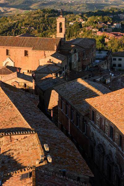 photos of Tuscany - Montepulciano City Hall Tower