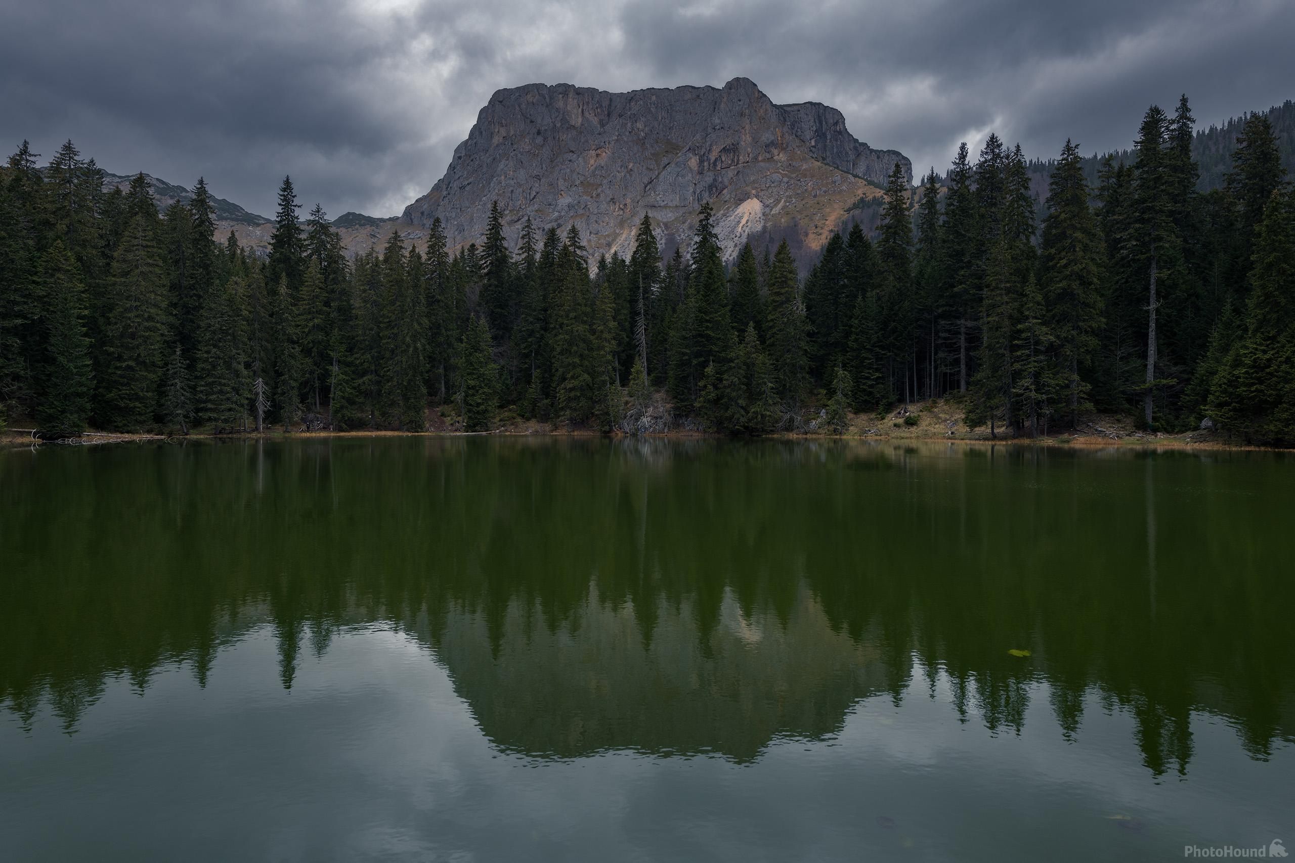Image of Zminje Lake (Jezero) by Luka Esenko