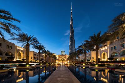 images of Dubai - Palace Reflecting Pool
