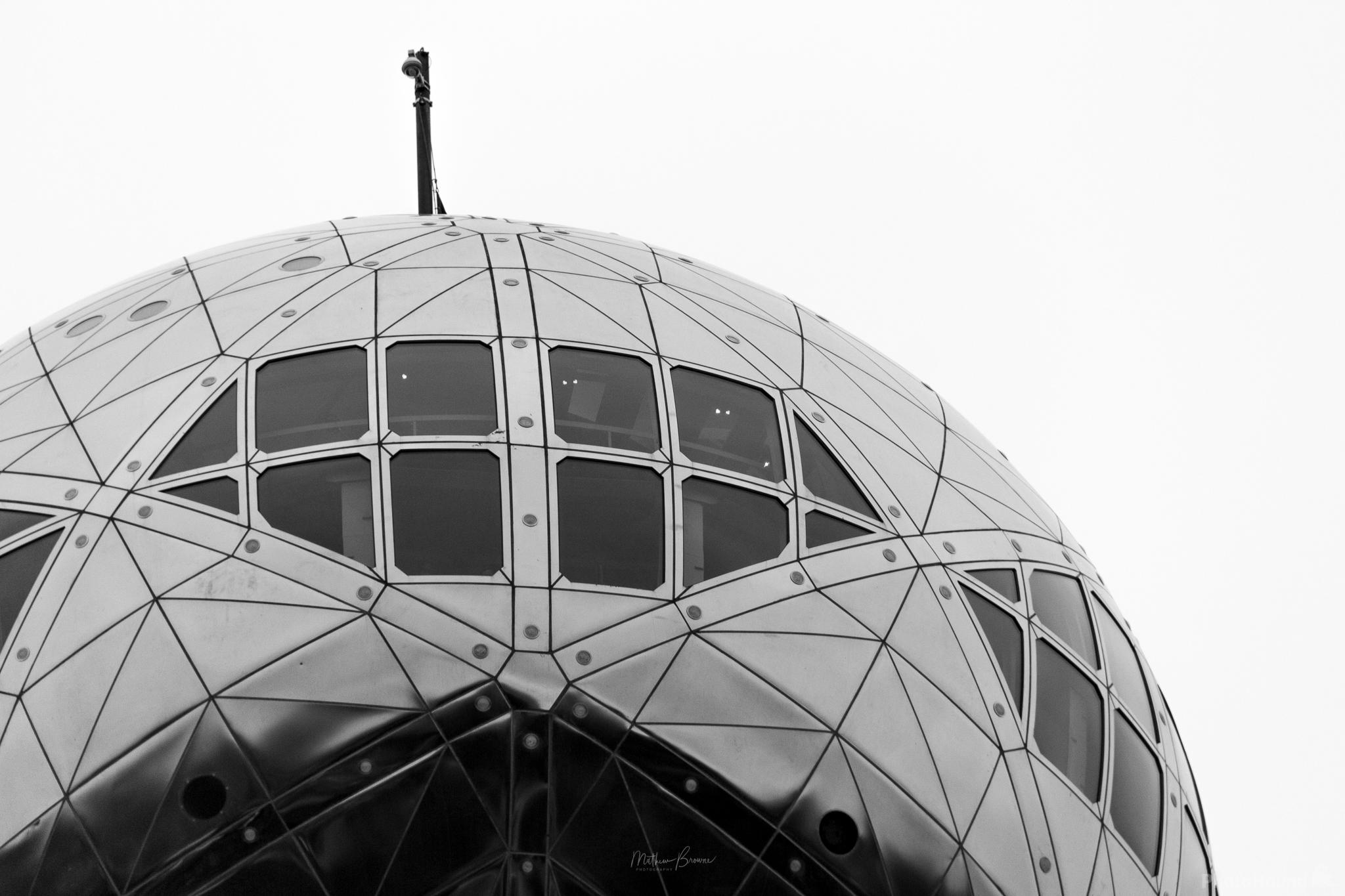 Image of Atomium - Exterior by Mathew Browne