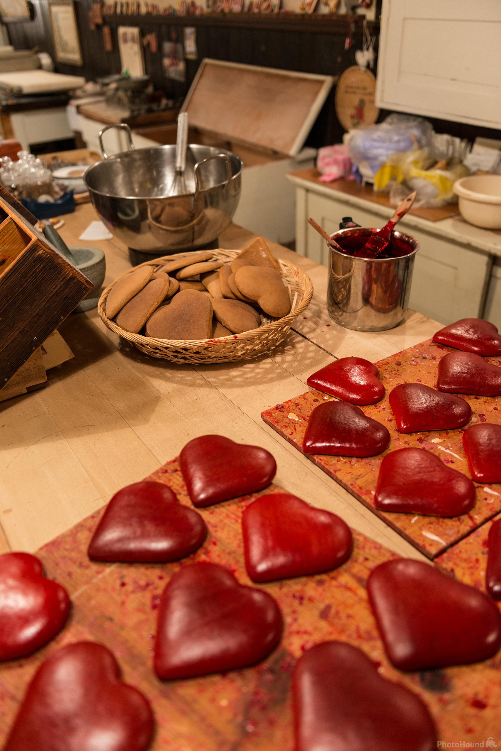 Image of Lectar Gingerbread Workshop by Luka Esenko