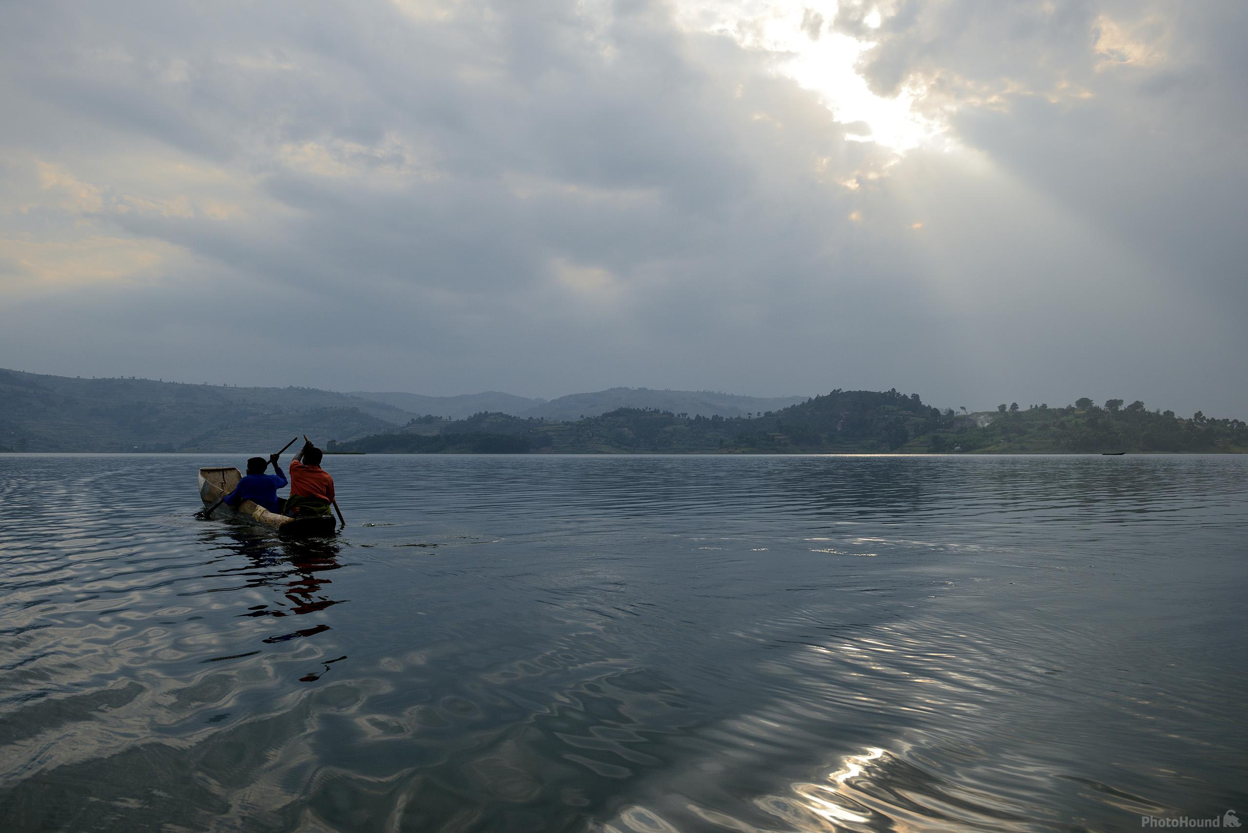 Image of Lake Bunyonyi Canoe Trip by Luka Esenko