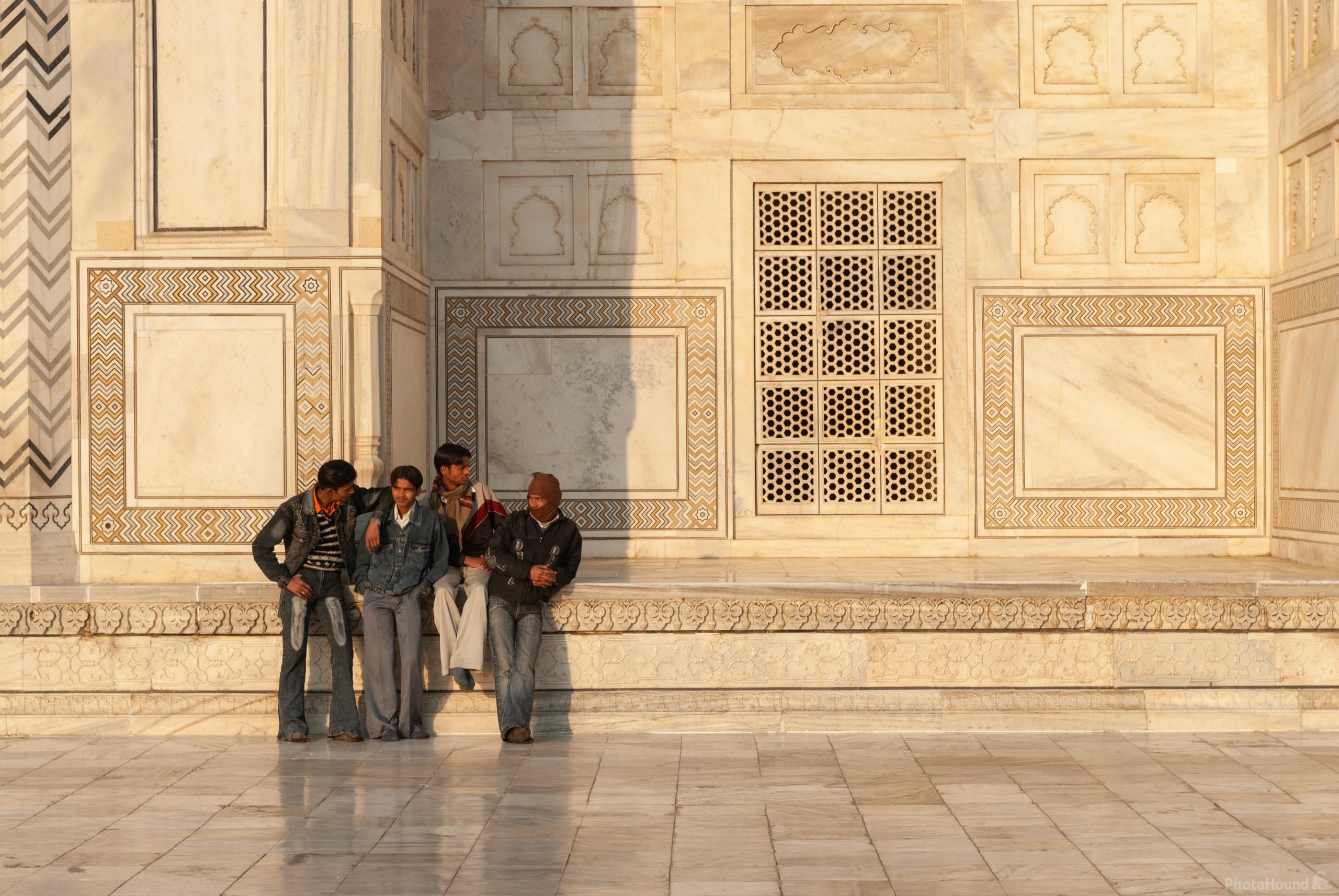 Image of Taj Mahal from Close by Luka Esenko