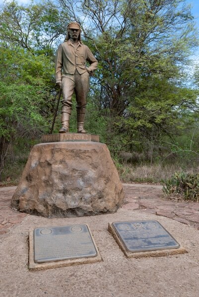 Statue of Dr Livingstone 