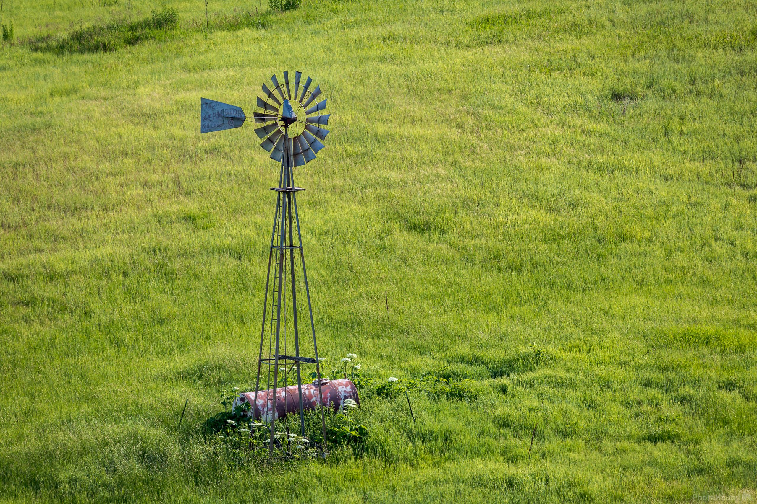 Image of File Road Windmill by Joe Becker