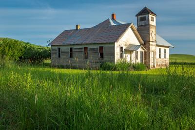 photo spots in Palouse - Cedar Creek School