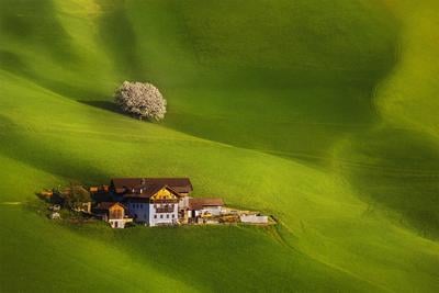 instagram spots in Trentino Alto Adige - Val di Funes - Green Meadows