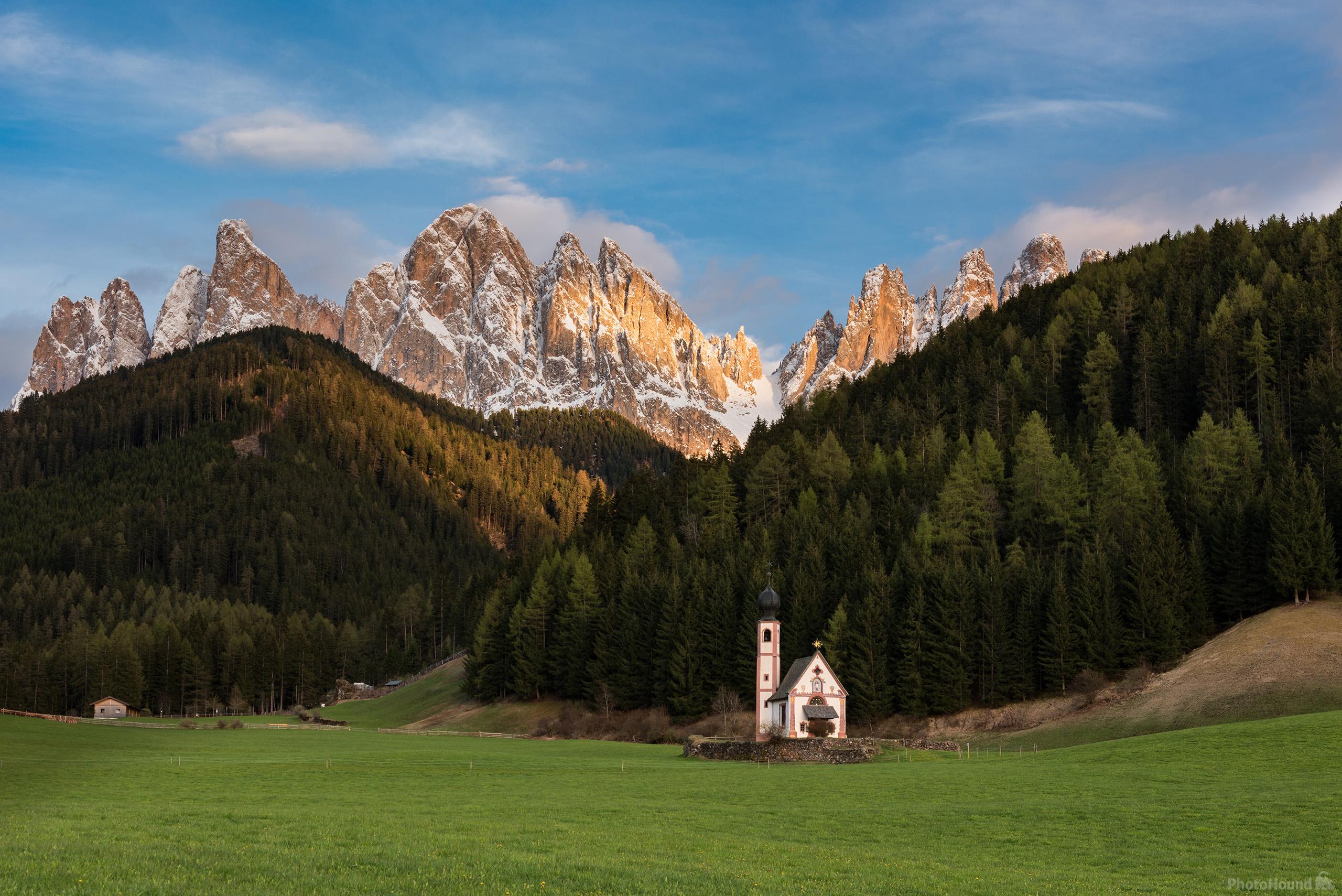 Image of Val di Funes - San Giovanni (St Johann) Church by Luka Esenko