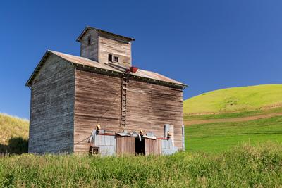 pictures of Palouse - Filan Road Grain Elevator