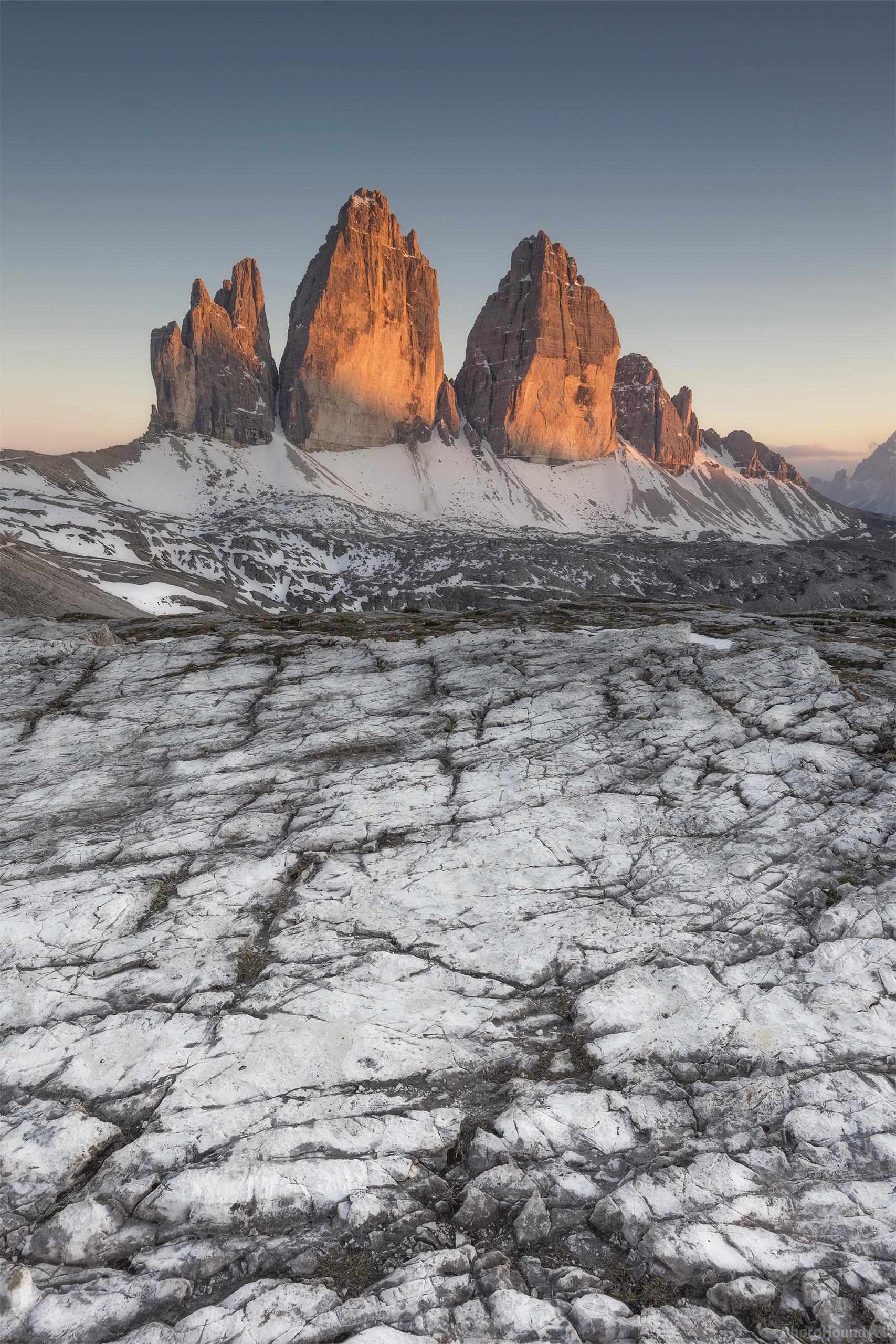 Image of Tre Cime - Locatelli (Dreizinnenhütte) Rifugio by Dino Marsango