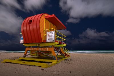 Miami Beach photo locations - 13th St Lifeguard Tower