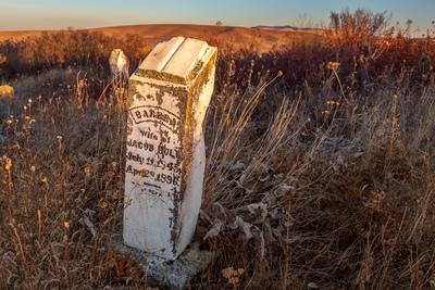 Whitman County instagram spots - Whelan Cemetery