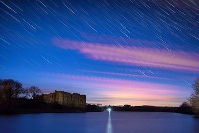 pictures of South Wales - Carew Castle & River