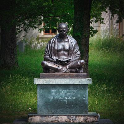 images of Switzerland - Mahatma Gandhi statue