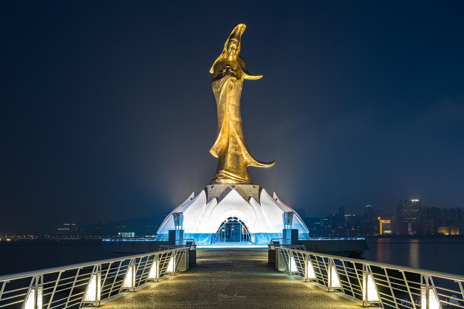 Image of Kun Iam Statue by Mathew Browne