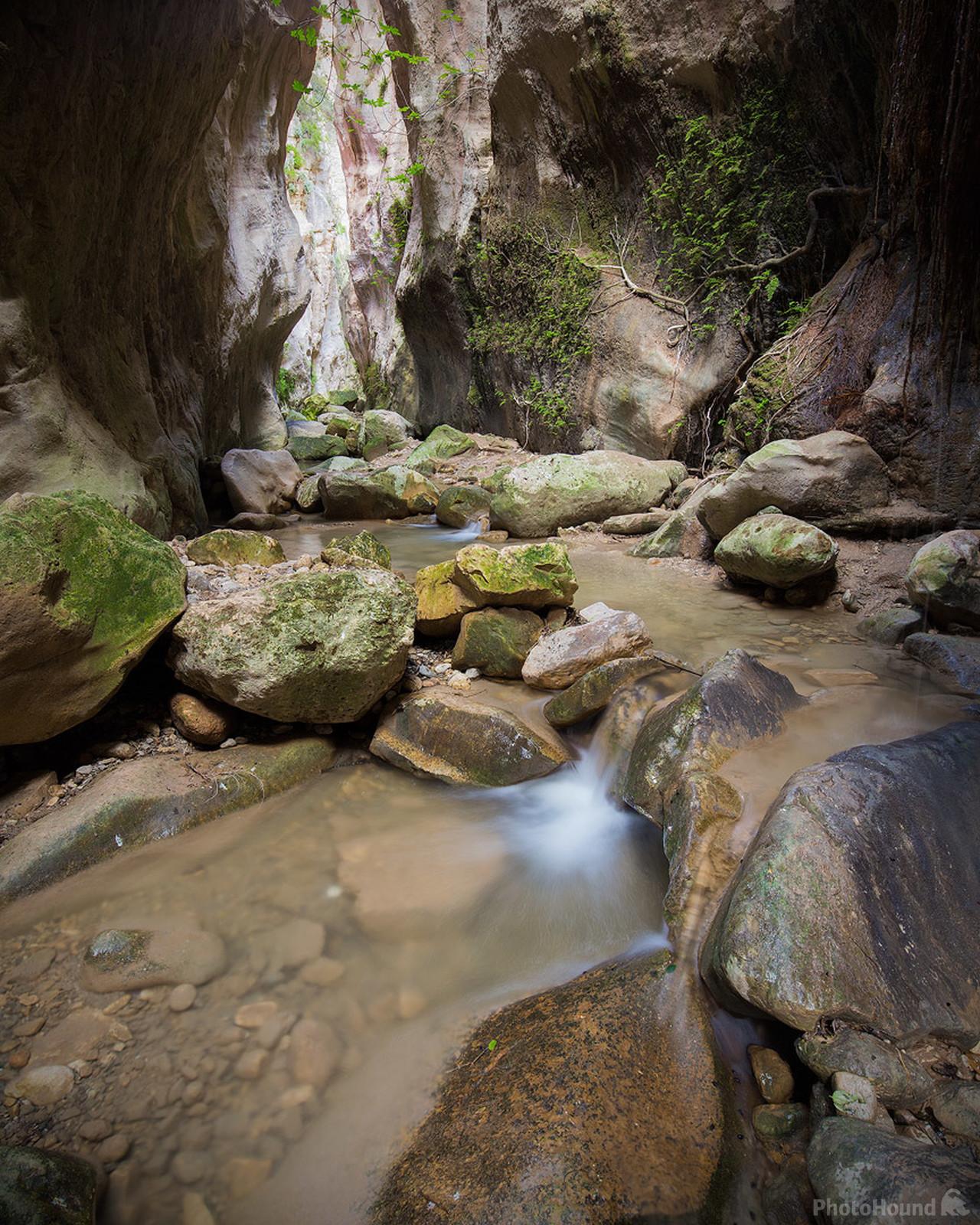 Image of Avakas Gorge by Esen Tunar