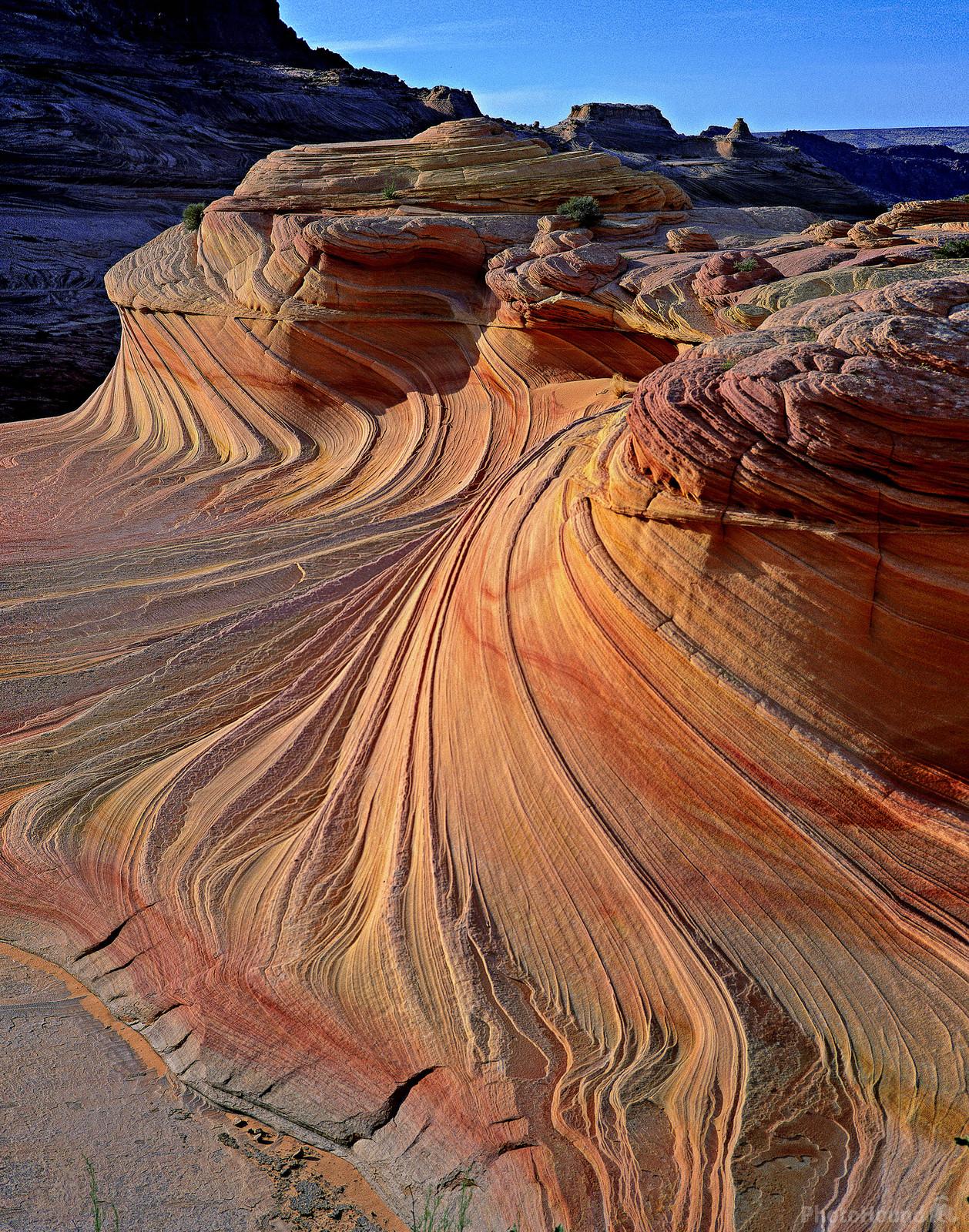 Image of Coyote Buttes North - The Second Wave by Laurent Martres