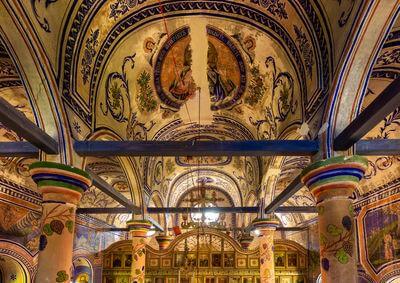 images of Bulgaria - Shiroka laka church Holy Mother