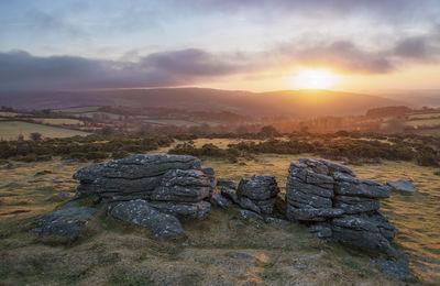 Dartmoor photography spots - Mel Tor