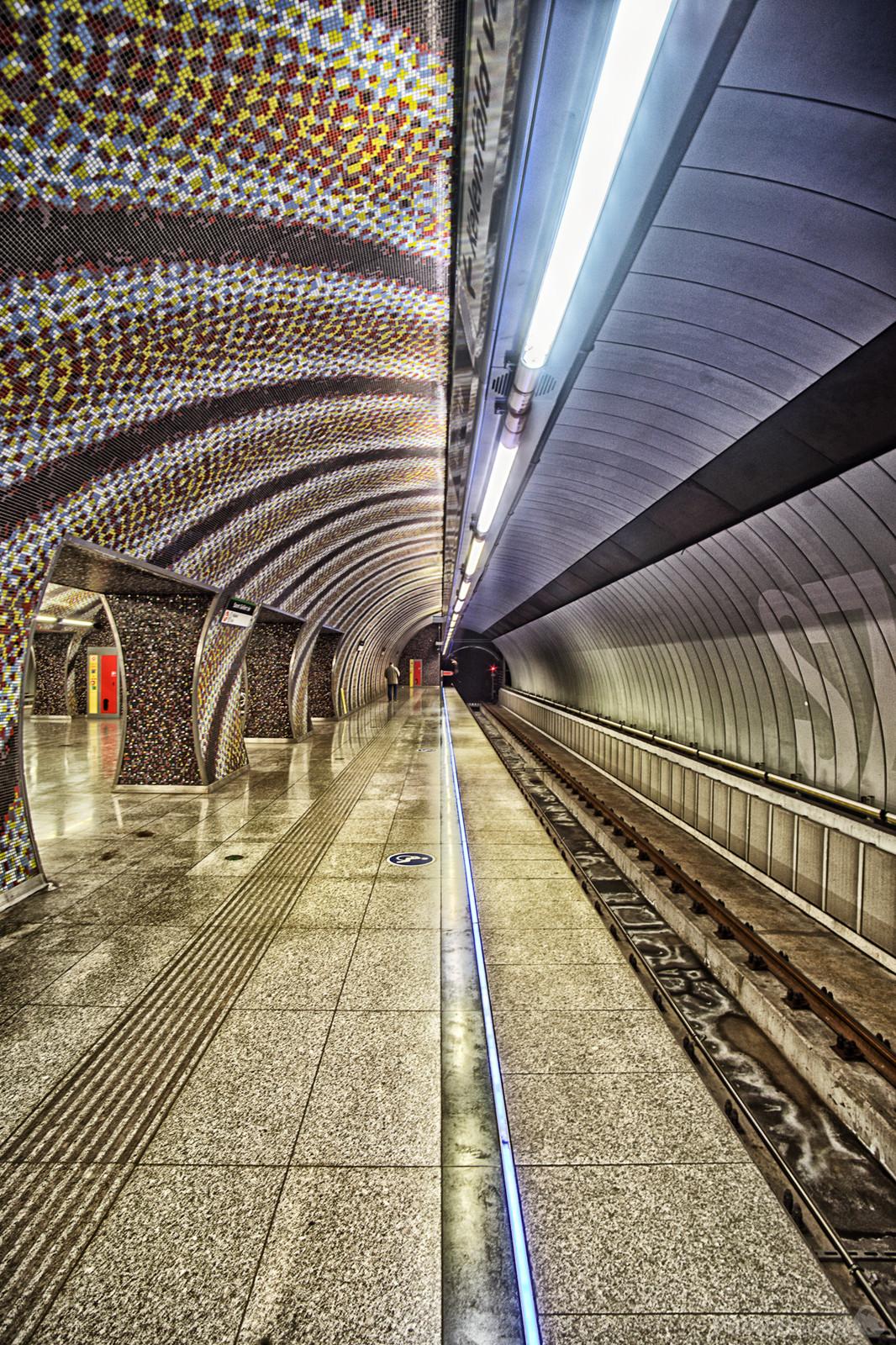 Image of Szent Gellért Tér Metro Station by Peter Zalabai