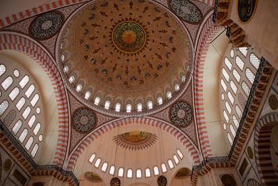 instagram spots in Türkiye - Suleymaniye Mosque Interior