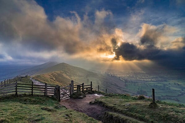 Dawn is always a great time to photograph Hope Valley from The Great Ridge. It was wild and windy on this particular morning and I almost gave up on numerous occasions … then the Sun broke through the cloud and …