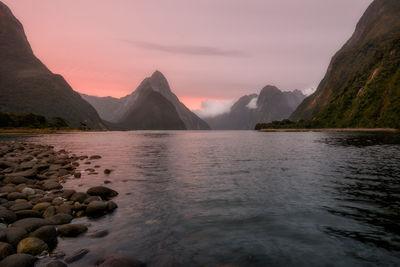 images of New Zealand - Milford Sound Classic View