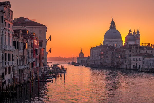 Sunrise from Academia bridge February 2019