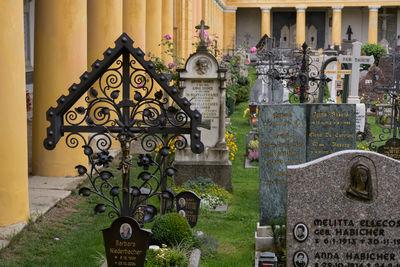 Italy pictures - Brunico (Bruneck) Cemetery
