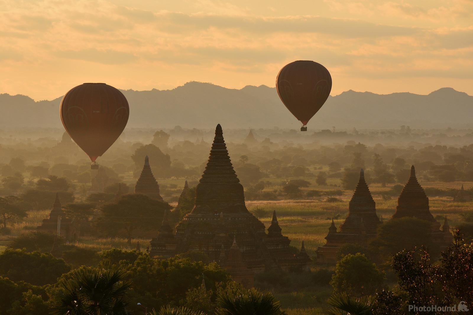 Image of Balloons over Bagan by Luka Esenko