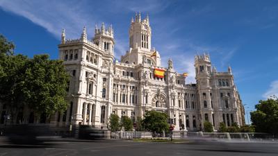 instagram spots in Madrid - Palacio Cibeles - Ayuntamiento