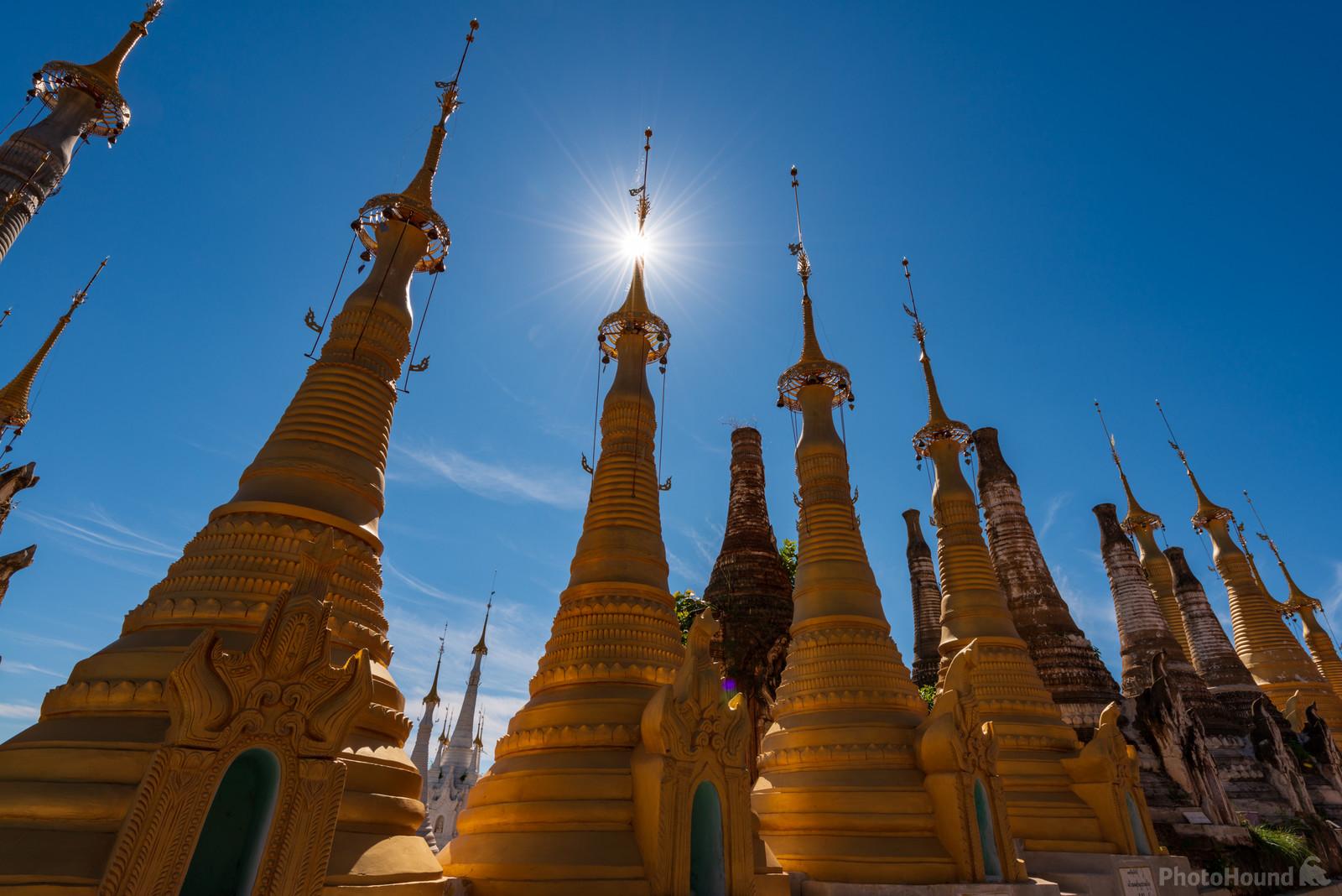 Image of Shwe Indein Pagoda by Luka Esenko